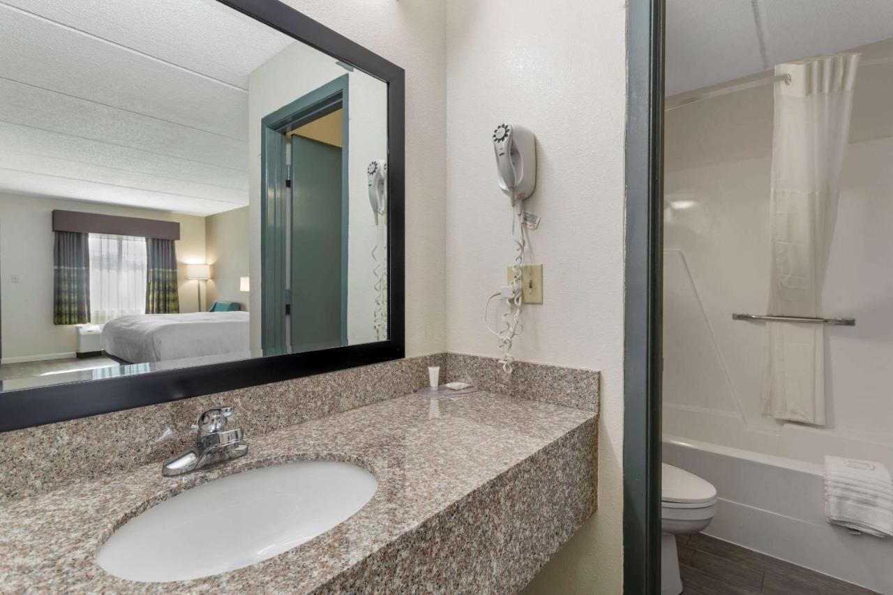 Clarion Pointe Kimball By Choice Hotels מראה חיצוני תמונה