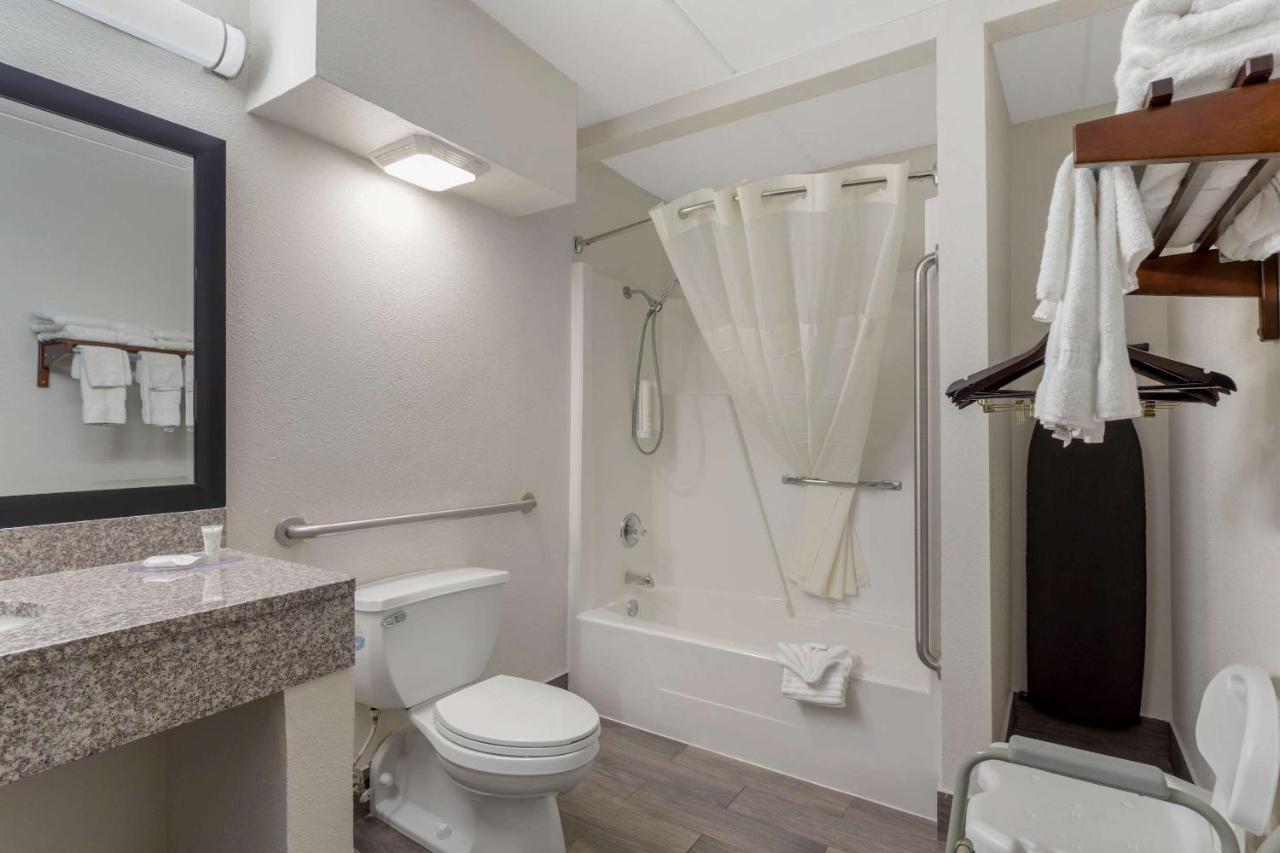 Clarion Pointe Kimball By Choice Hotels מראה חיצוני תמונה
